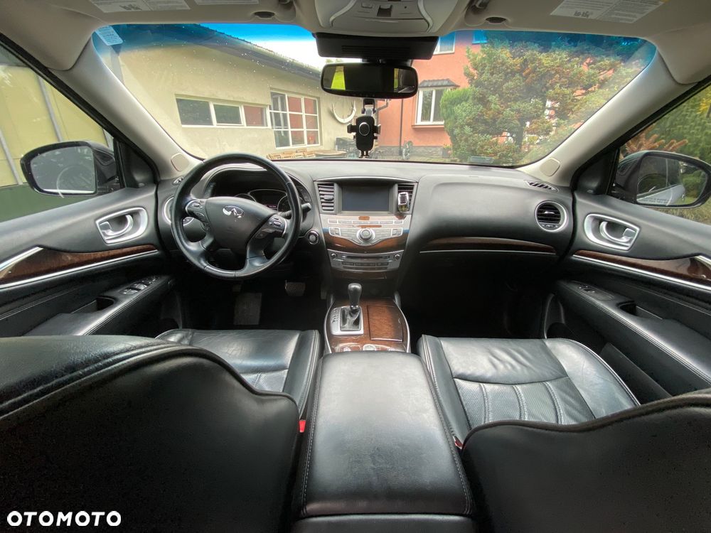 Infiniti QX60 - 11