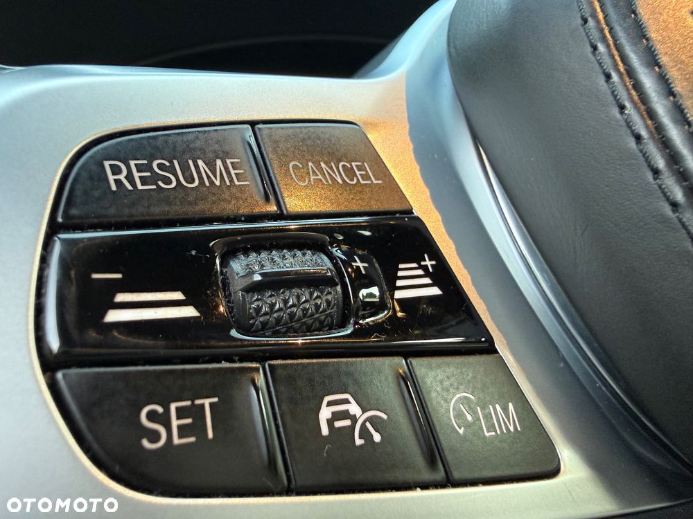 BMW Seria 5 530e M Sport sport - 35