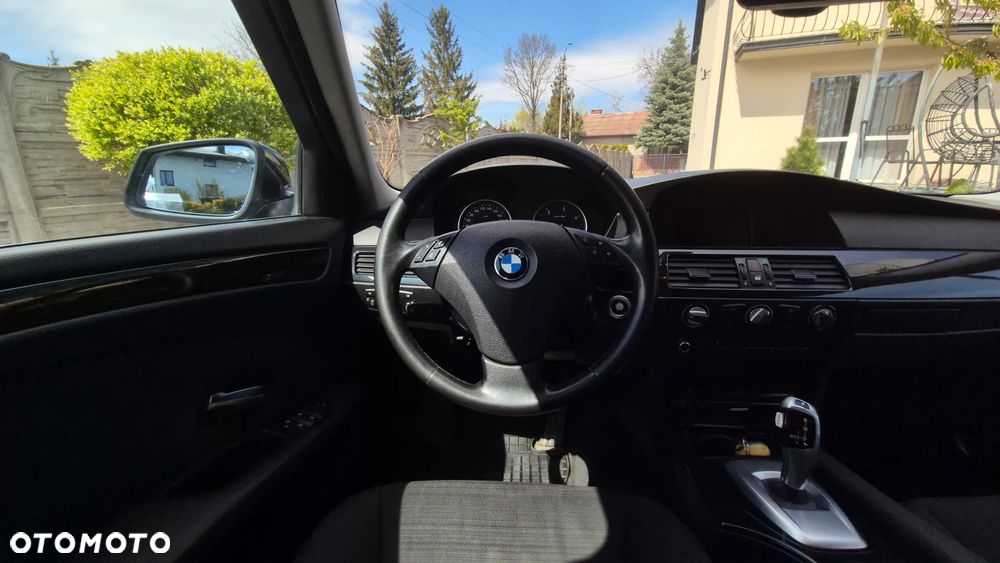 BMW Seria 5 520d - 7