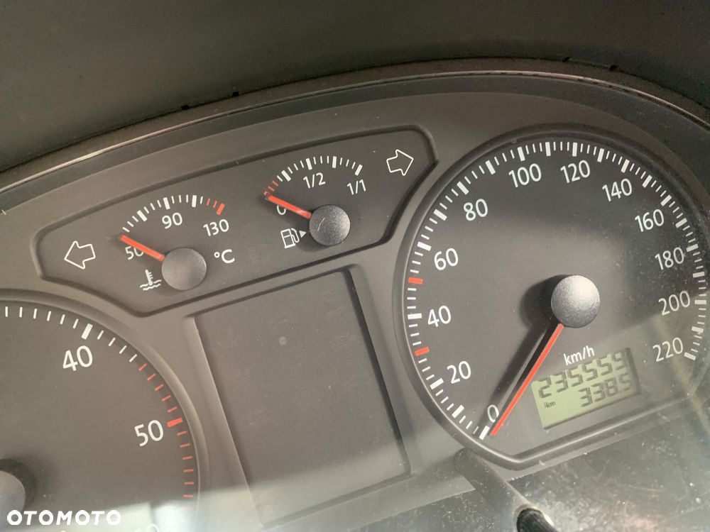 Volkswagen Polo - 18