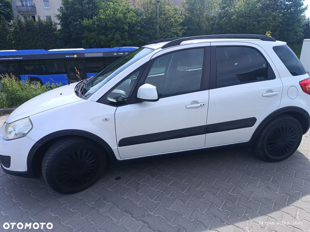 Suzuki SX4 1.6 VVT 4x2 City - 3