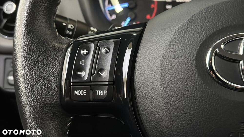 Toyota Yaris 1.5 Premium CVT - 25