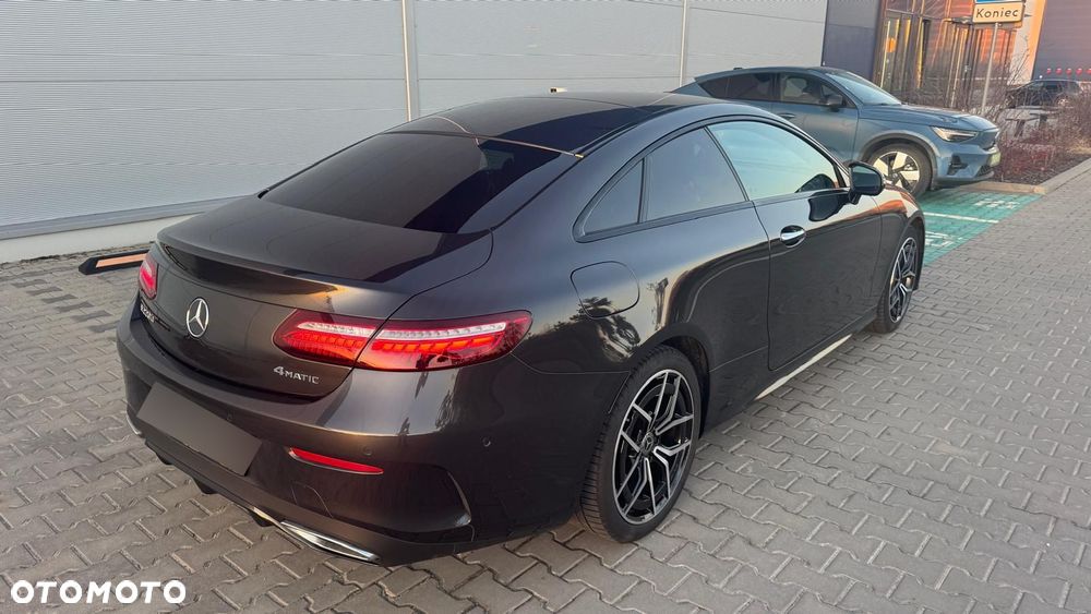 Mercedes-Benz Klasa E 220 d 4-Matic Avantgarde - 4