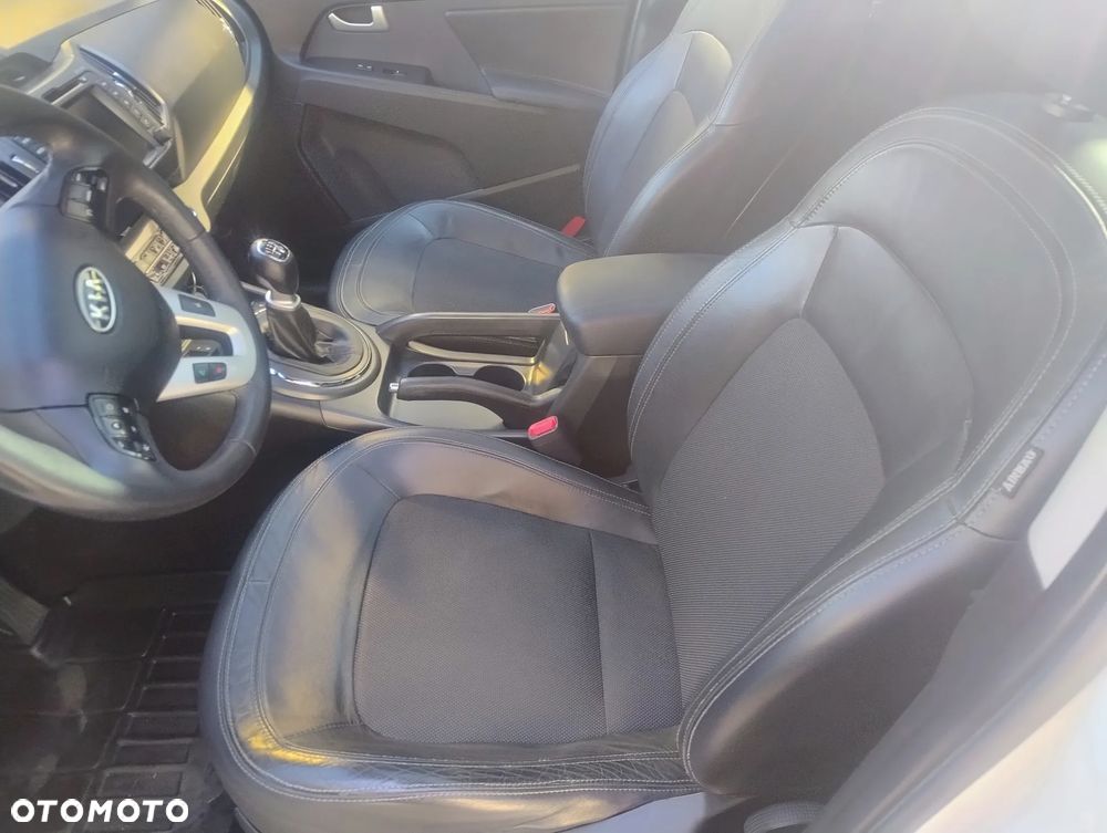 Kia Sportage 2.0 CRDI XL - 17