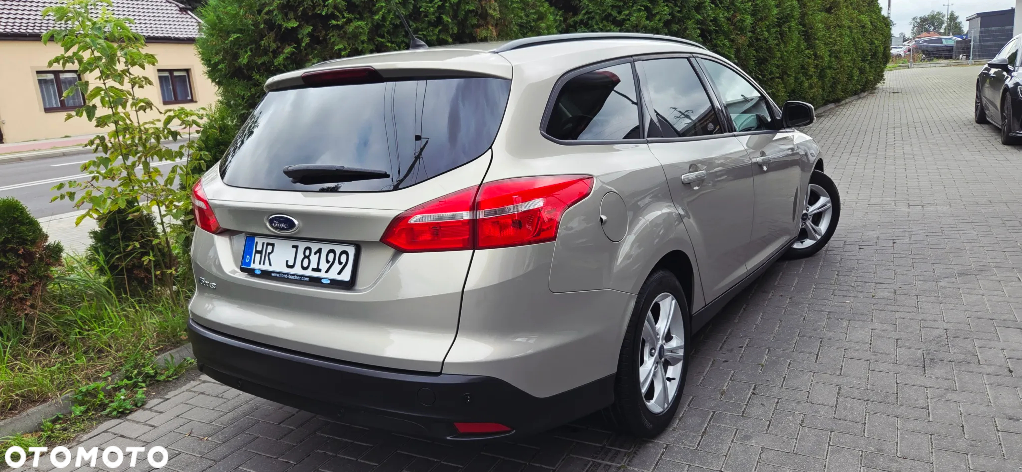 Ford Focus 1.5 EcoBlue Start-Stopp-System TITANIUM DESIGN - 13