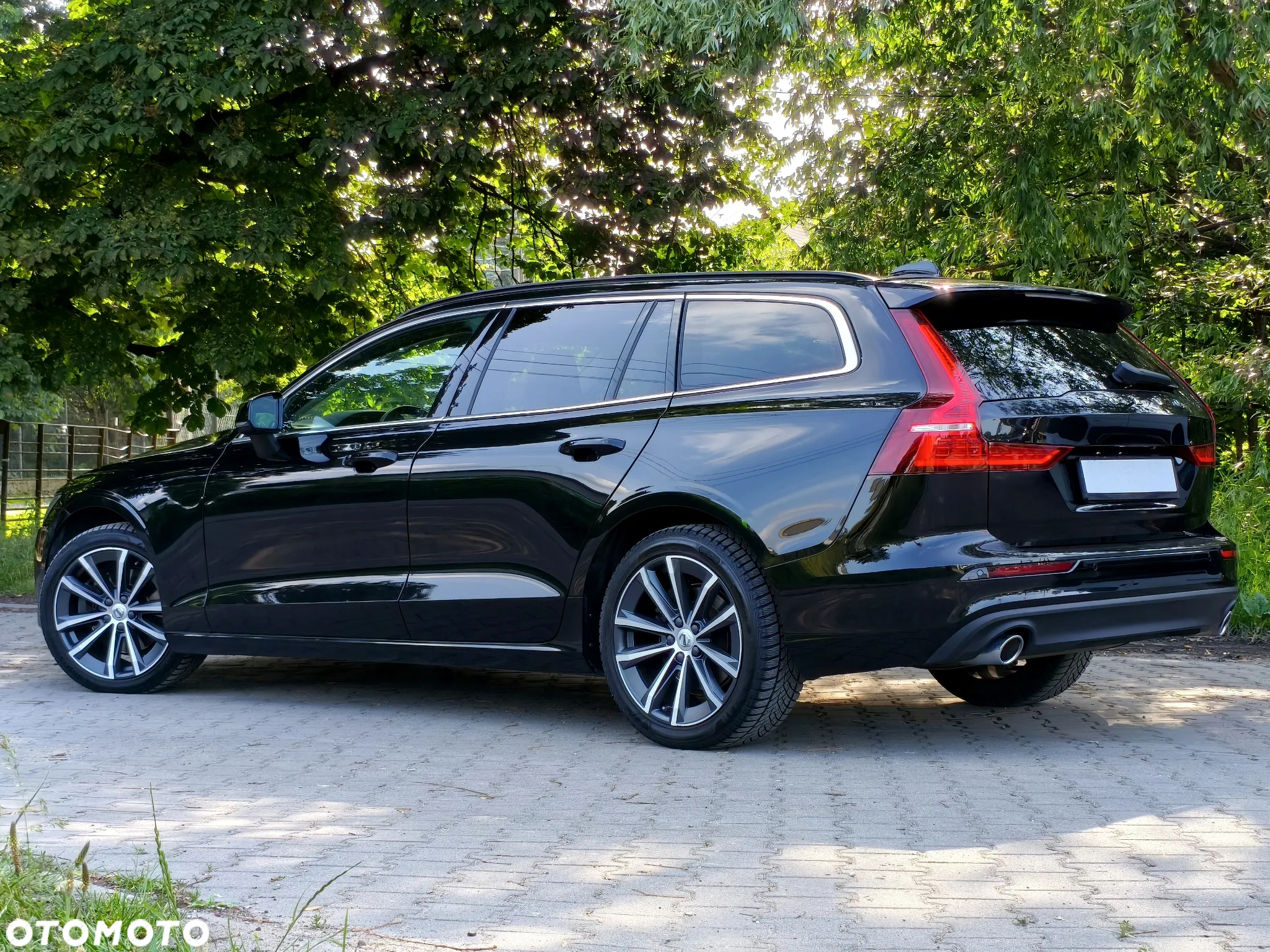 Volvo V60 B4 D Geartronic Momentum Pro - 4