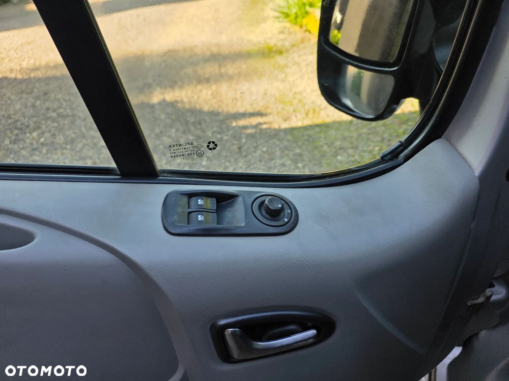 Opel Vivaro L2H1 2.9t - 18