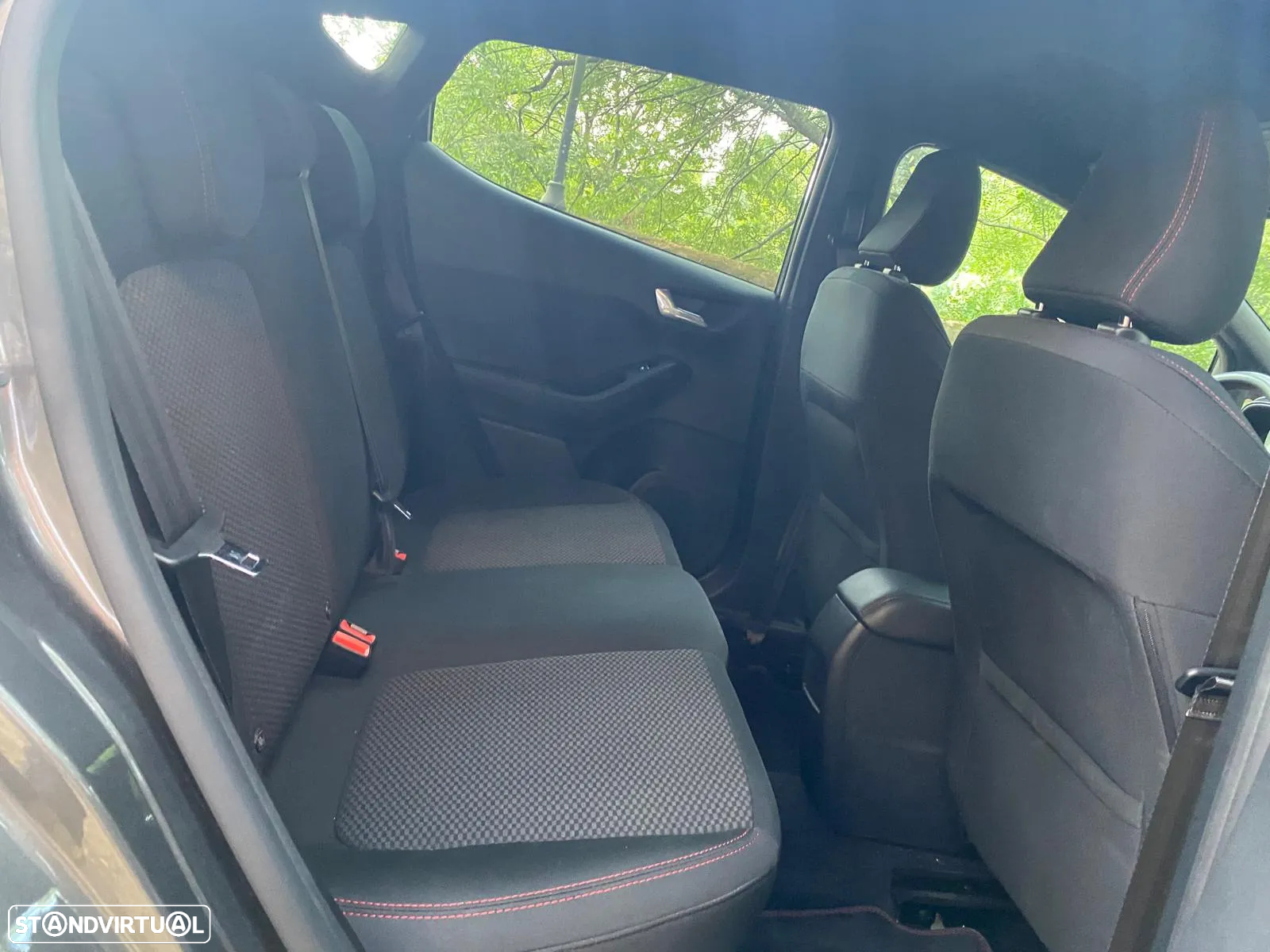 Ford Fiesta 1.0 EcoBoost ST-Line - 16