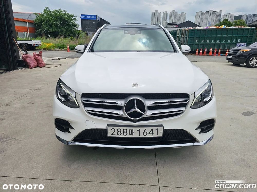 Mercedes-Benz GLC - 2
