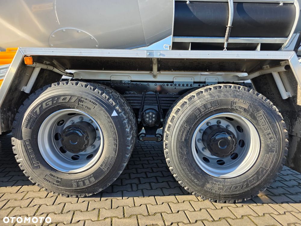 MAN TGS 35.440 8x4 z zabudową Betonomieszarki FML 10 M3 - 25