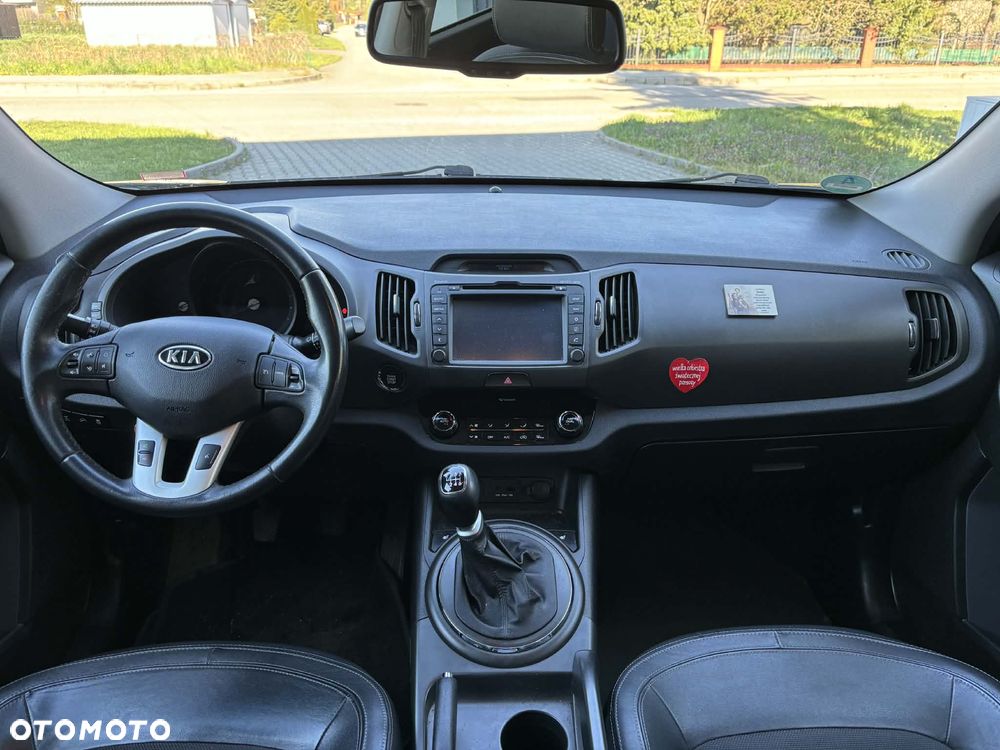 Kia Sportage 2.0 CRDI AWD Fifa World Cup Edition - 27