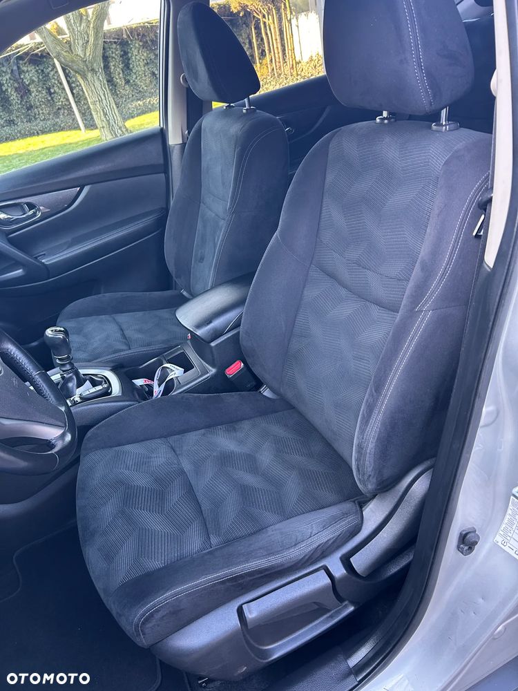 Nissan X-Trail 1.6 DIG-T N-Vision - 16