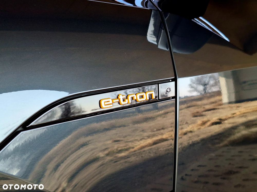 Audi e-tron 55 Quattro Advanced - 35