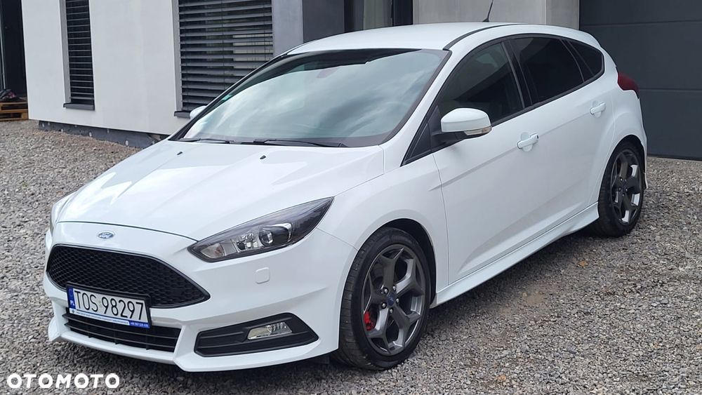 Ford Focus 2.0 TDCi ST - 23