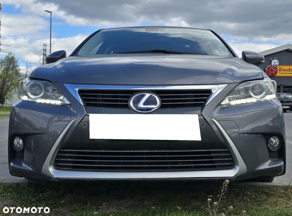Lexus CT - 2