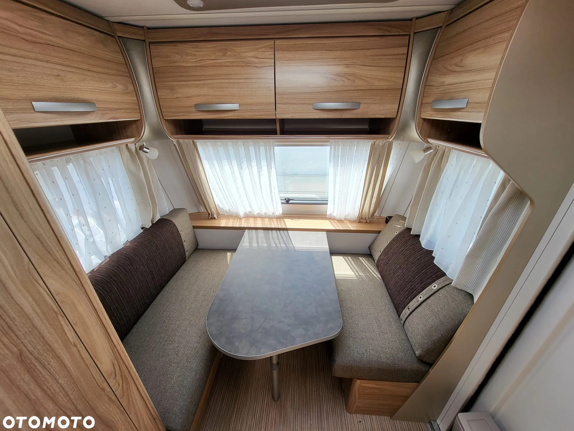 Hymer-Eriba Nova Light 425 - 5