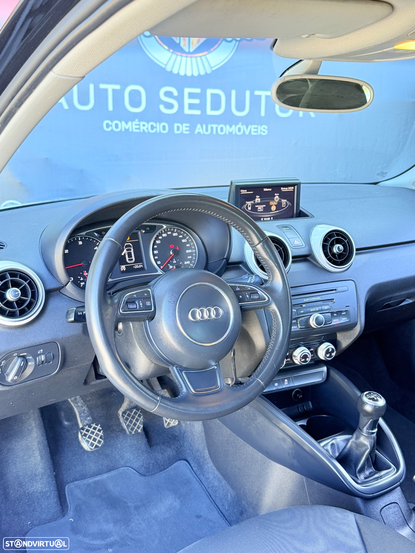 Audi A1 1.6 TDI S line edition - 10