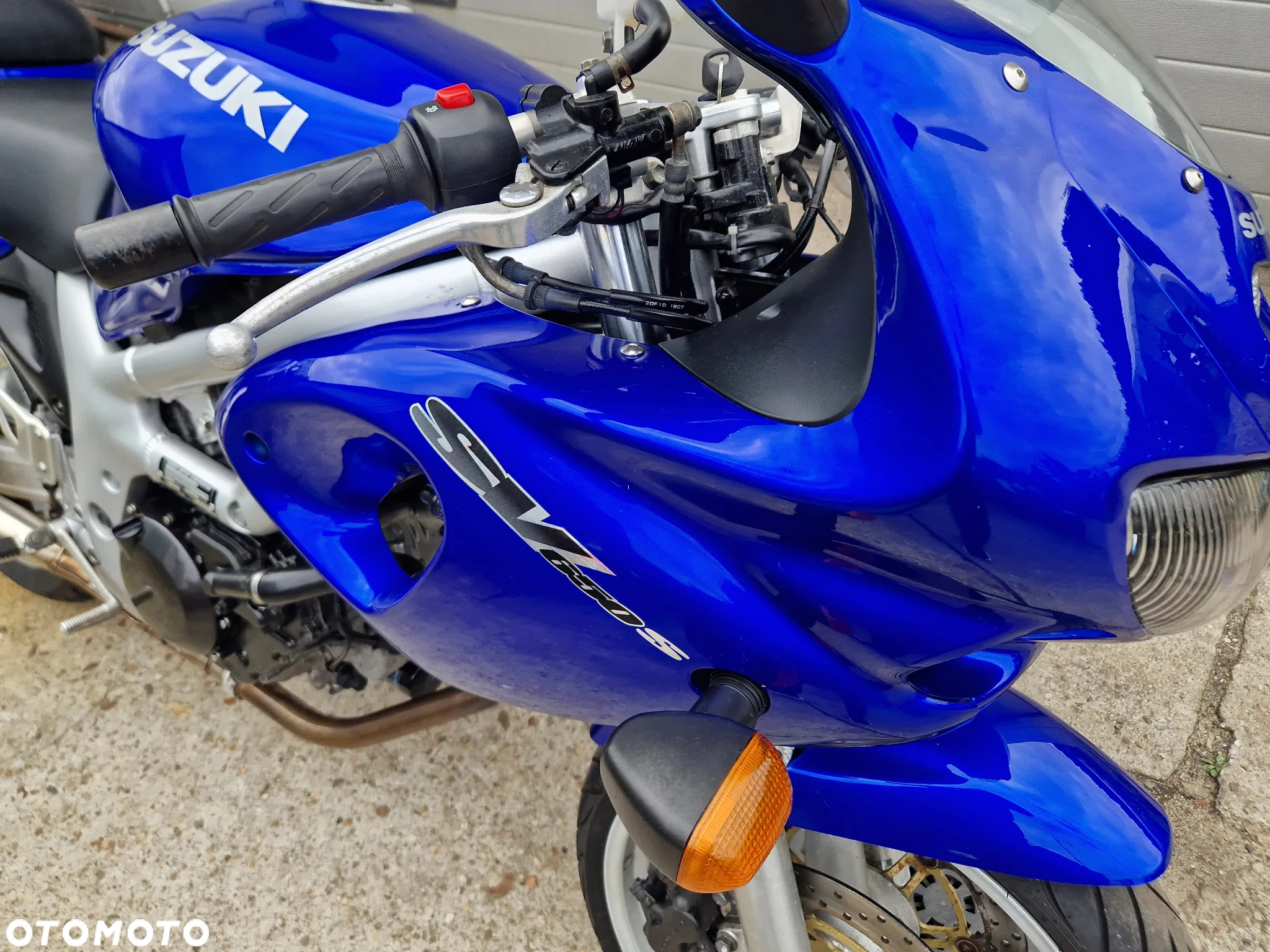 Suzuki SV - 15