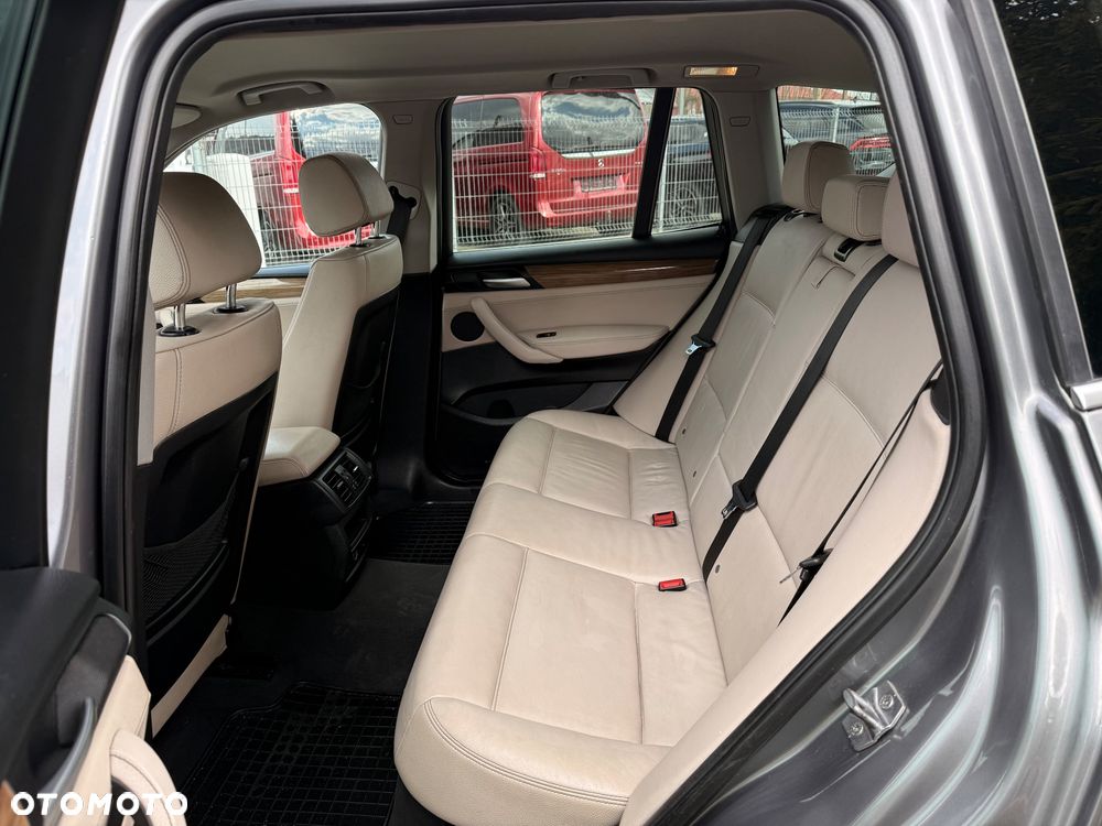 BMW X3 xDrive20d - 10