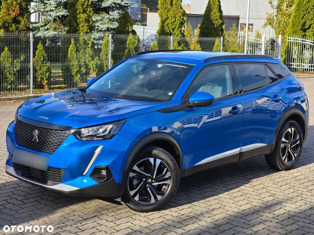 Peugeot 2008 1.2 PureTech Allure S&S EAT8 - 17