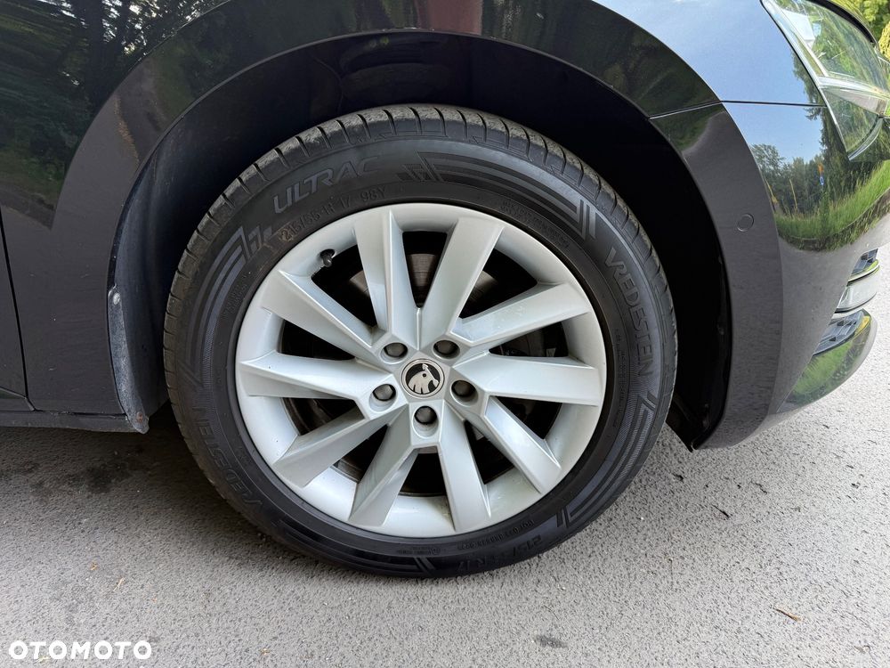 Skoda Superb 2.0 TDI SCR 4x4 Style DSG - 11