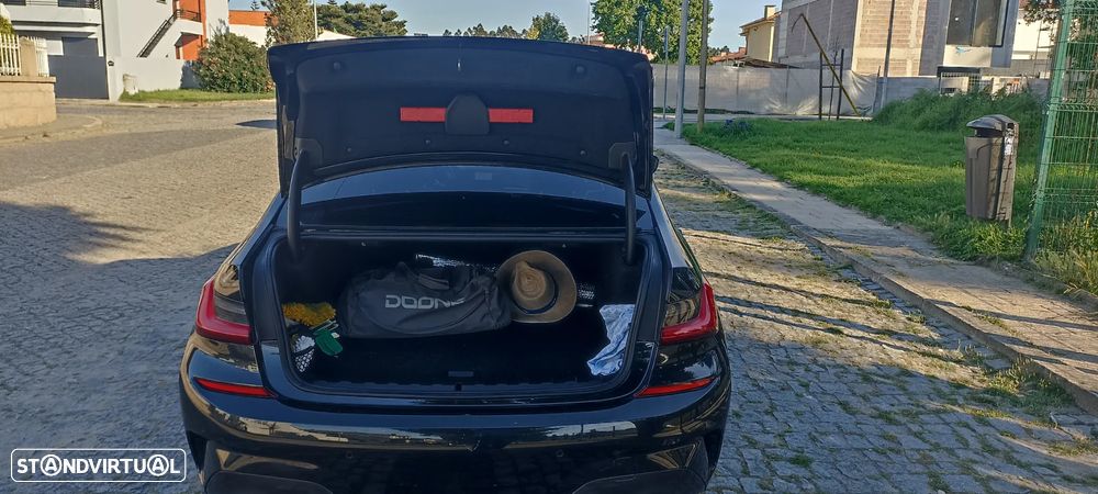 BMW 330 e Pack M Auto - 7