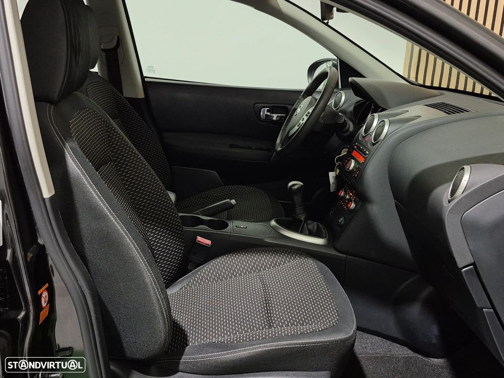 Nissan Qashqai 1.6 Acenta 17 - 15