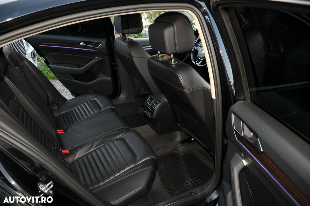 Volkswagen Passat - 10