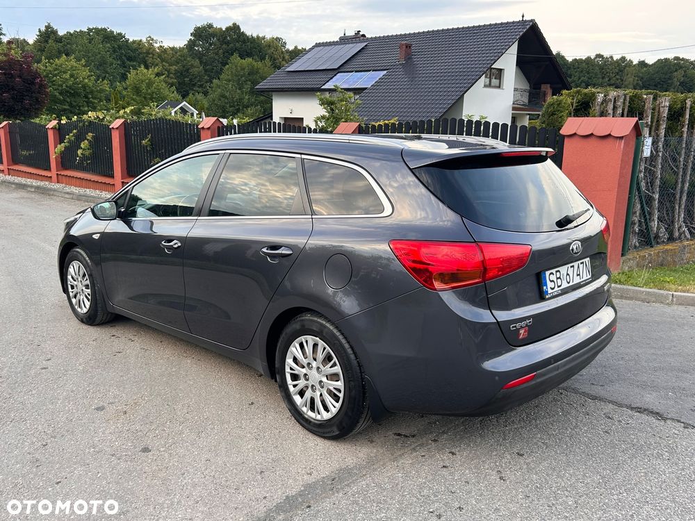 Kia Ceed 1.4 L - 21