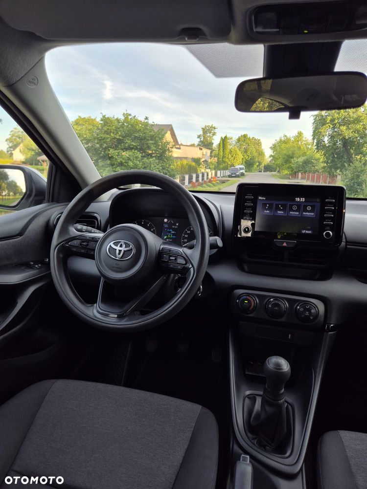 Toyota Yaris 1.0 Active - 12