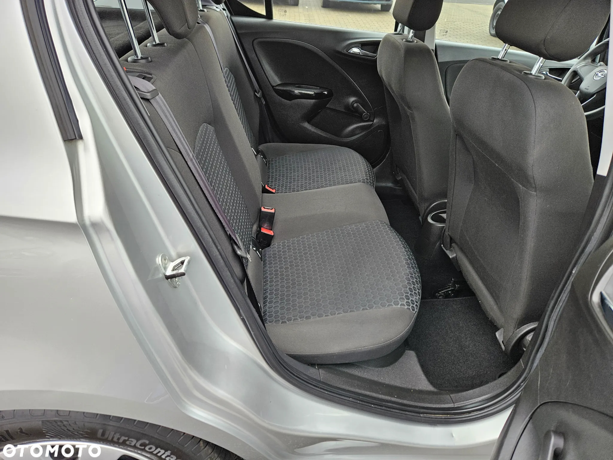 Opel Corsa 1.4 Color Edition - 11