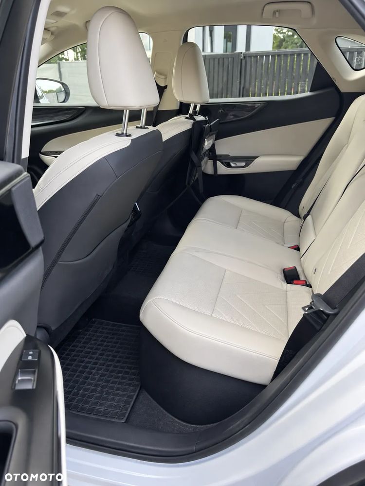 Lexus NX 350h Prestige AWD - 6