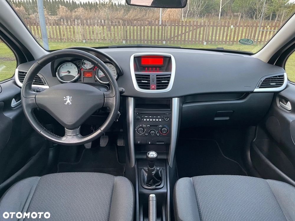 Peugeot 207 95 VTi Premium - 5