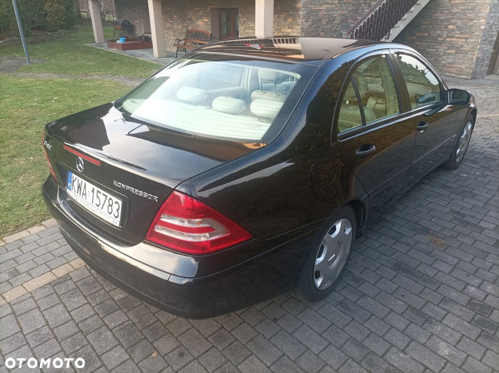 Mercedes-Benz Klasa C 180 Kompressor Classic - 6