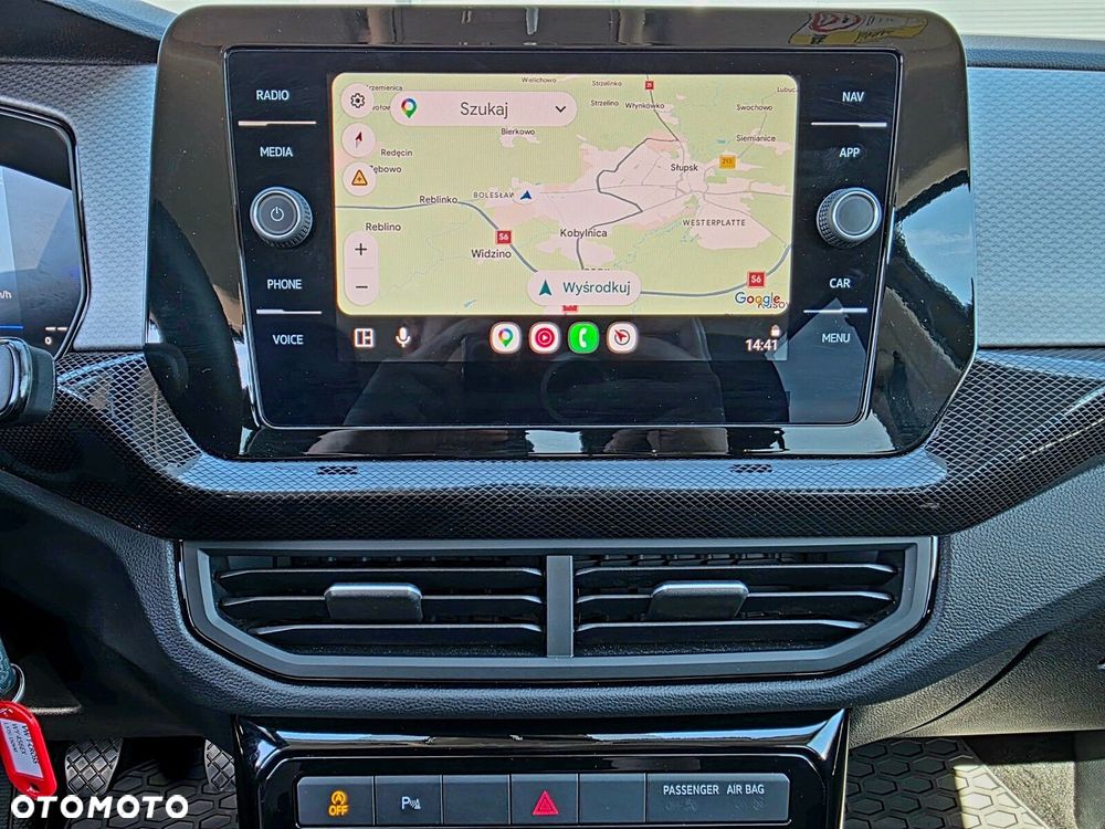 Volkswagen T-Cross - 19