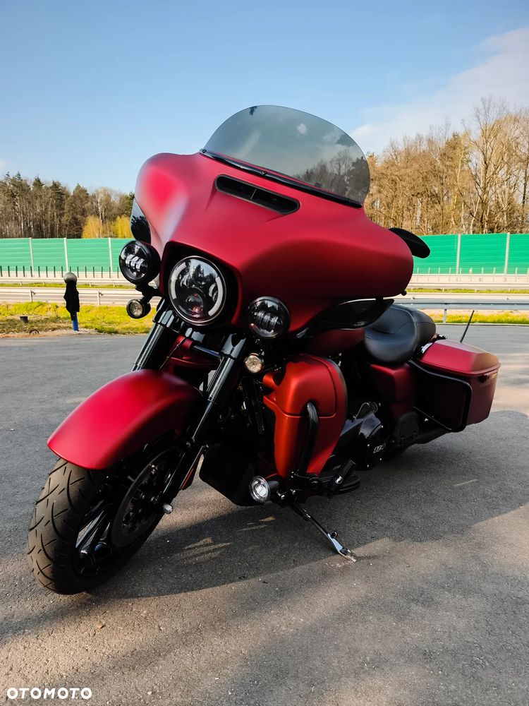 Harley-Davidson Touring Street Glide - 1