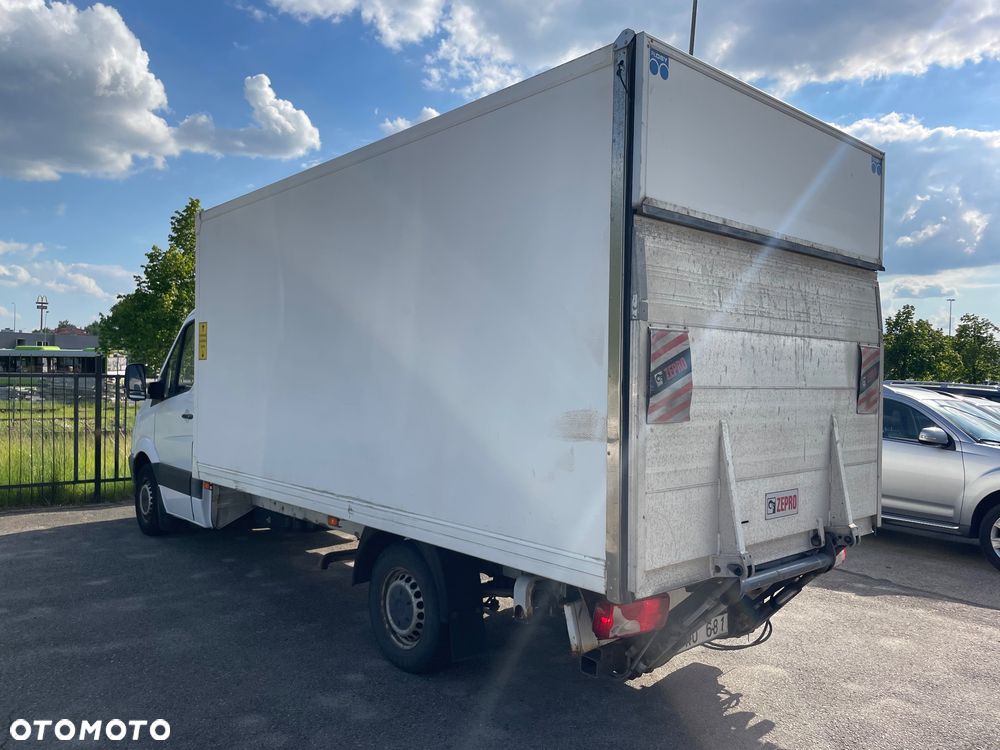 Mercedes-Benz Sprinter - 3