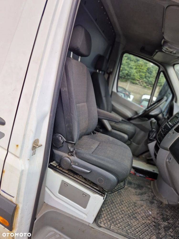FOTEL PRAWY MERCEDES SPRINTER 906 VW CRAFTER - 2