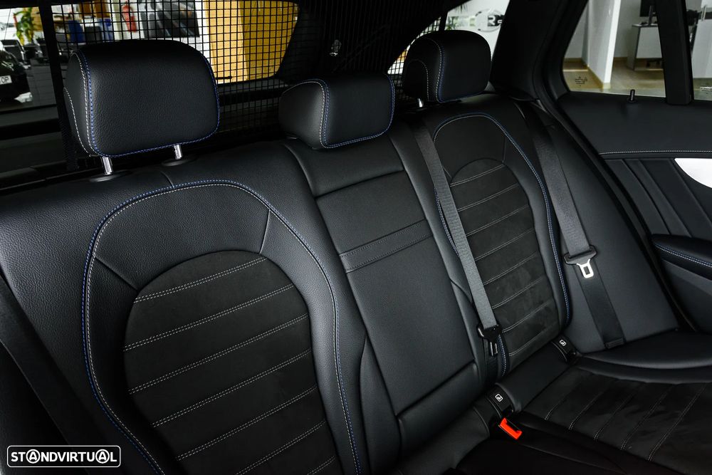 Mercedes-Benz C 300 d AMG Line - 34