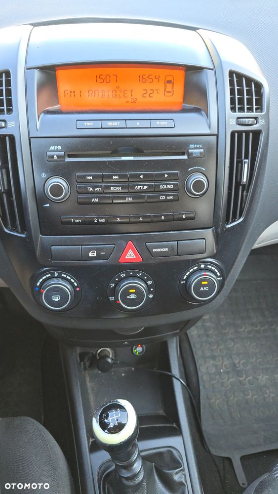 Kia Ceed 1.4 Comfort - 13