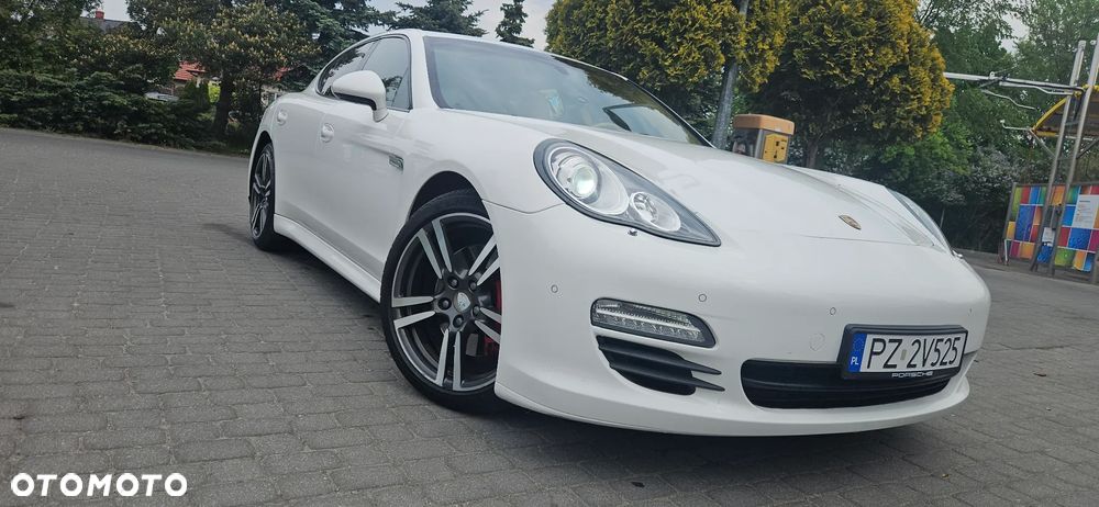 Porsche Panamera Diesel Platinum Edition - 9