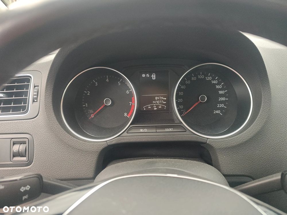 Volkswagen Polo 1.2 TSI BMT Comfortline - 9