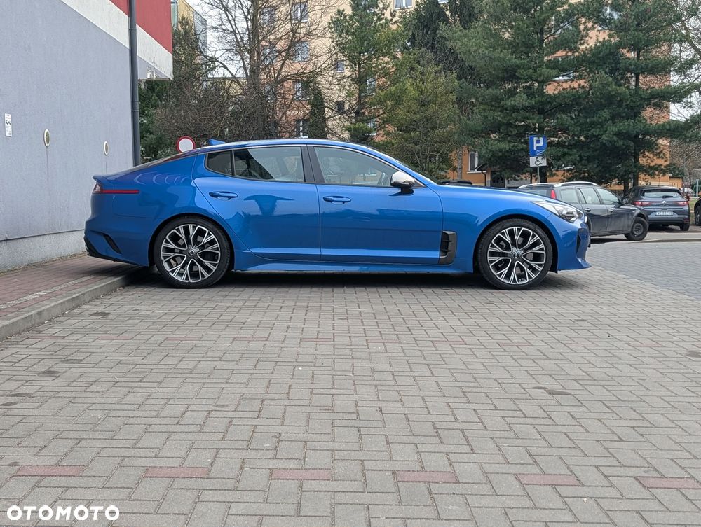 Kia Stinger 2.0 T-GDI GT Line - 16