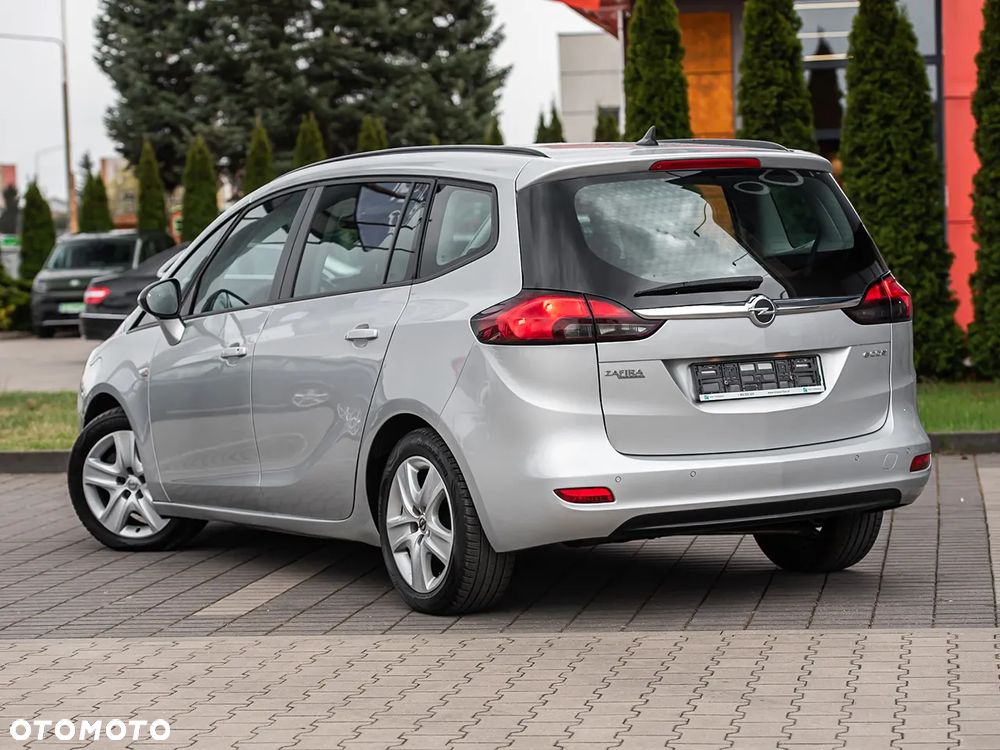 Opel Zafira - 9