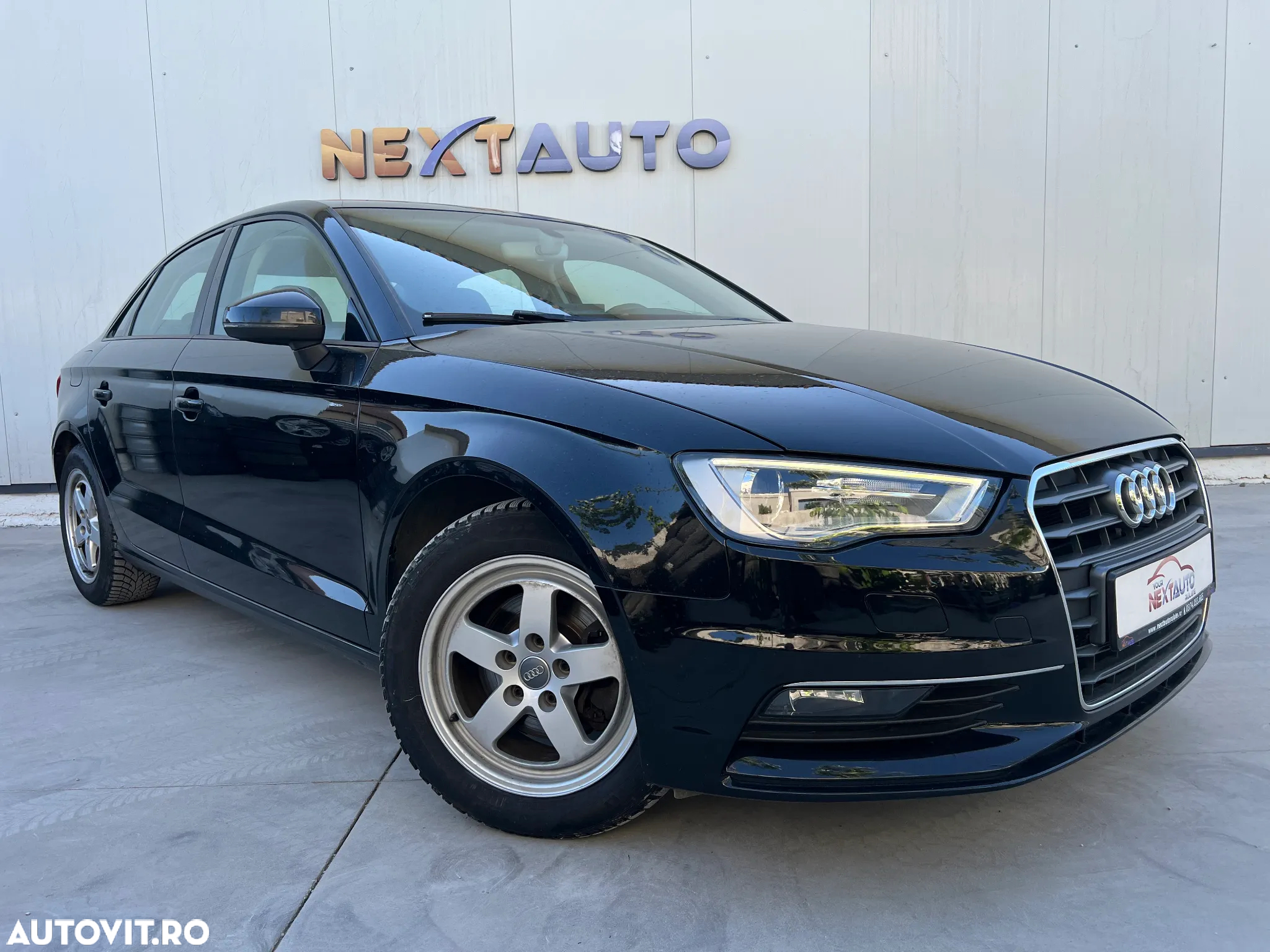 Audi A3 Sportback 1.6 TDI clean Stronic Ambiente - 3