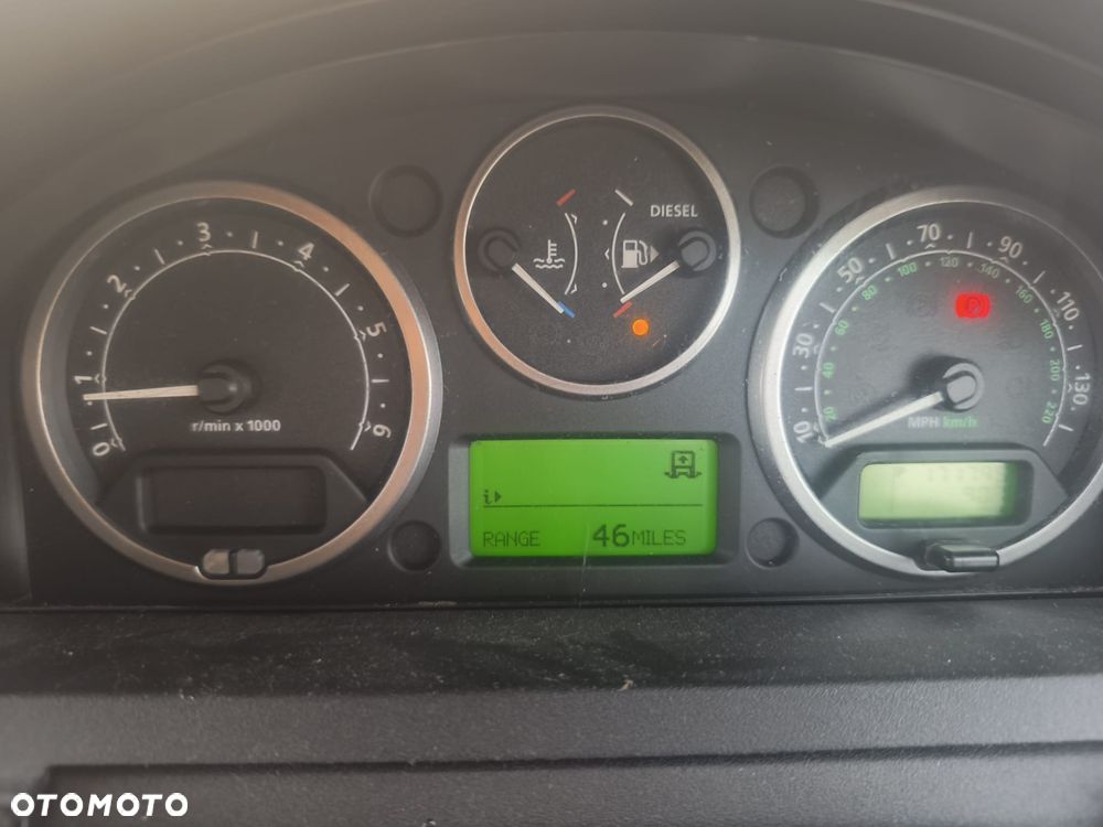 Land Rover Discovery TD V6 SE - 8