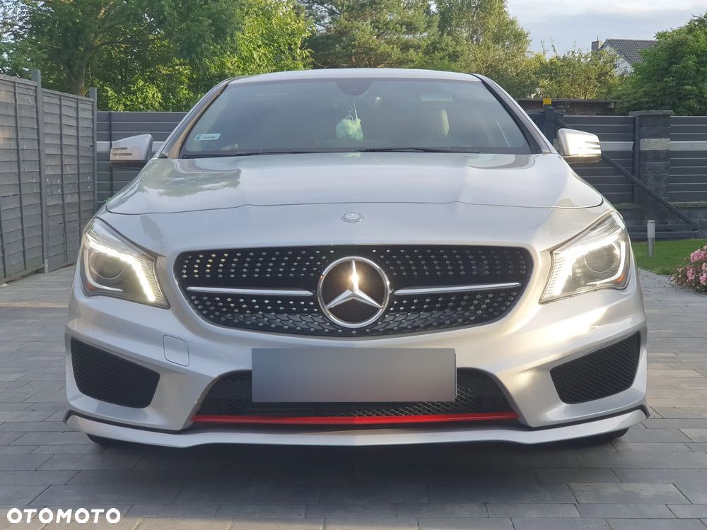 Mercedes-Benz CLA ver-250-4matic-7g--dct-sport - 2