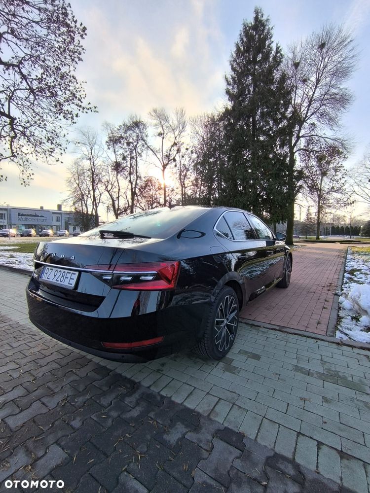 Skoda Superb 2.0 TDI Ambition - 15