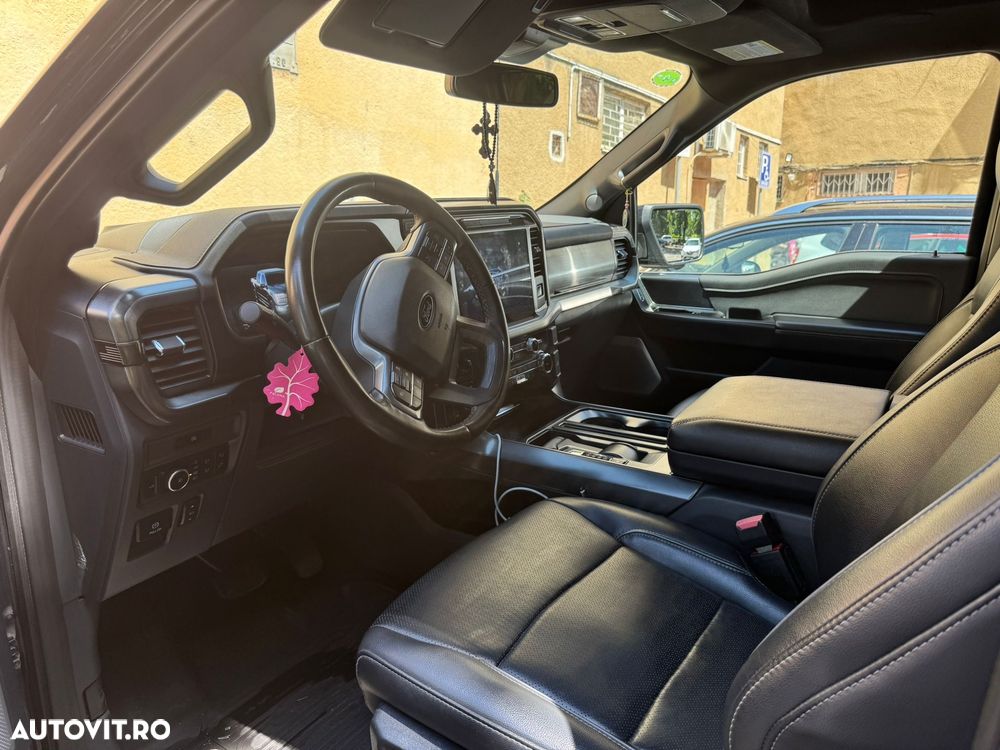 Ford F150 - 8