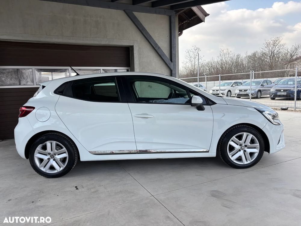 Renault Clio E-TECH 140 BUSINESS EDITION - 10